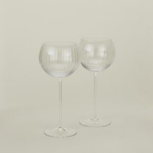 Elegant Clear Ribbed Red Wine Glasses